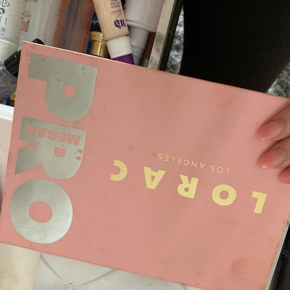 Lorac pro 4